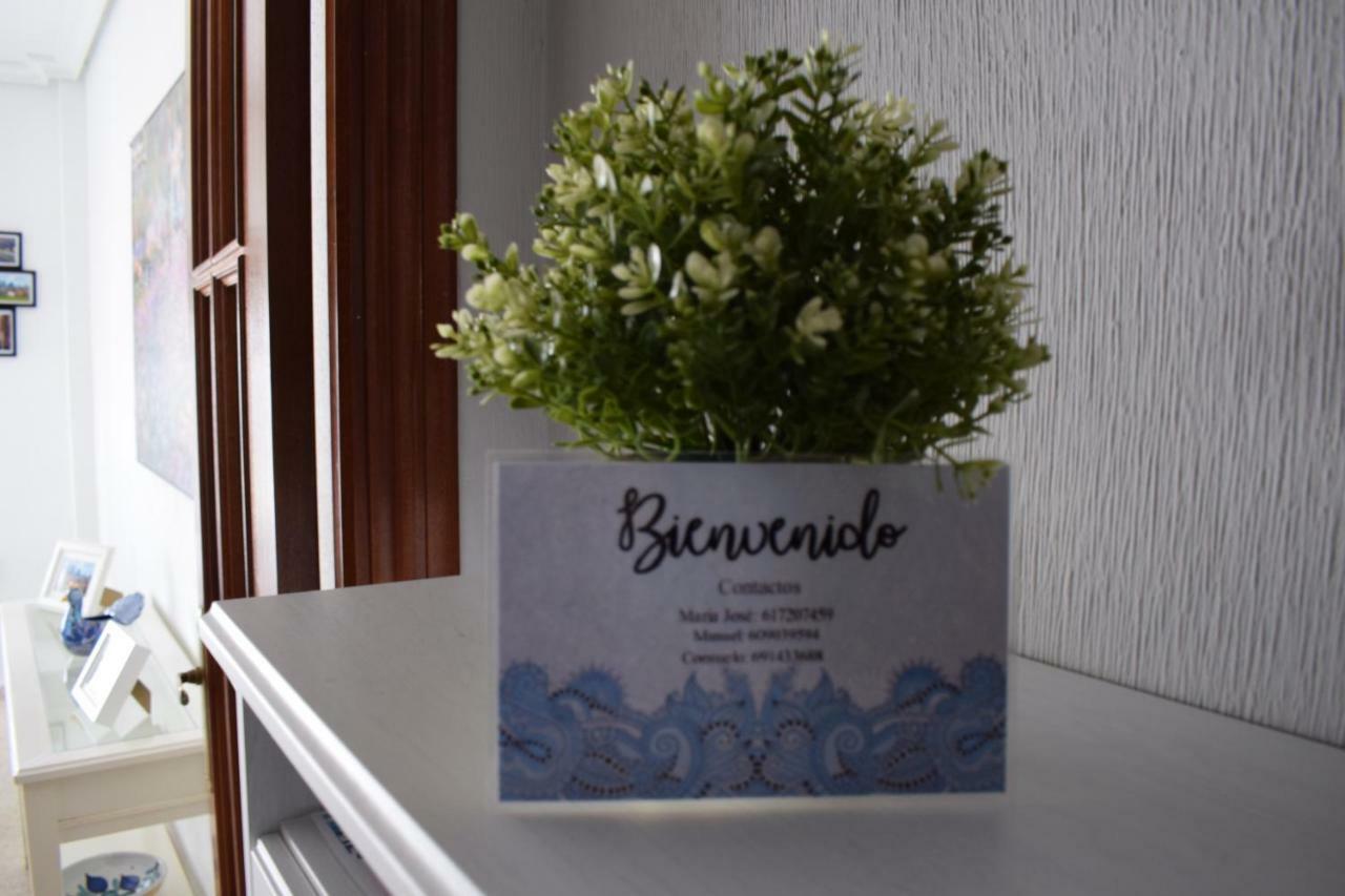 Apartamento Frente A Palacio De Congresos Sevilla Kültér fotó