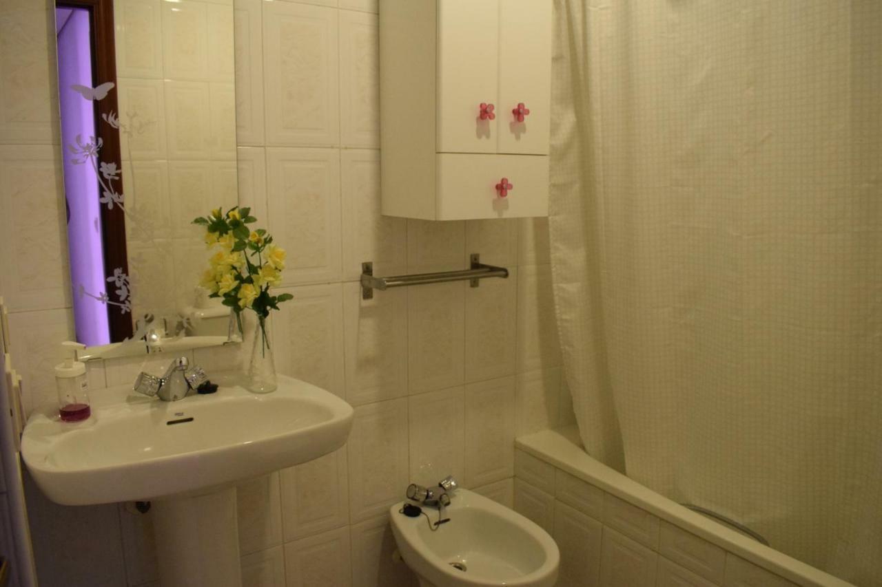 Apartamento Frente A Palacio De Congresos Sevilla Kültér fotó
